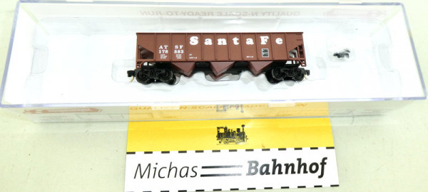 Roundhouse 86008 Santa Fe 40&#039; 3-Bay Ribbed-Side Hopper N 1:160 OVP #V HR2 å