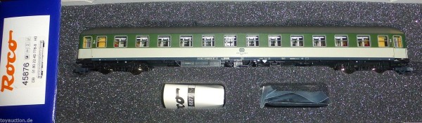 Schnellzugwagen 2te Kl Bm232 zu öffnende Türen o,Tec DB Ep4 Roco 45876 FAL µ