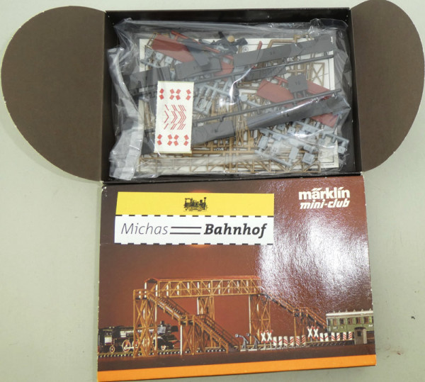 Märklin 8986 Fußgängerbrücke mini-club Bausatz ungebaut 1:220 HS3 å
