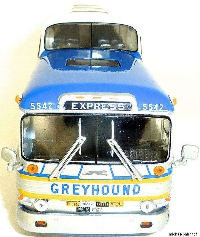 Miniatura Ônibus Greyhound Scenicruiser 1956 - Escala 1/43