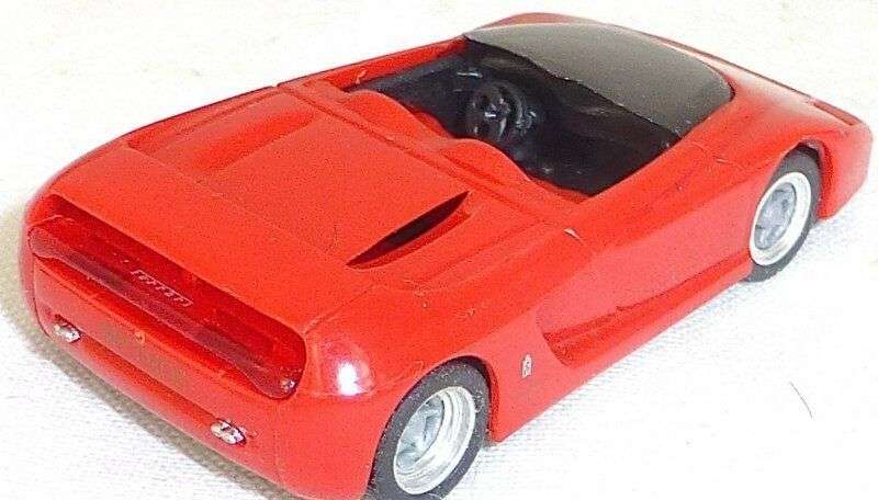 Ferrari Mythos Modell 1:18 Revell (Gebraucht) in Wangen ZH für CHF 15 Ferrari Mythos Modell 1:18 Revell (Gebraucht) in Wangen ZH für CHF 15