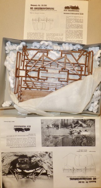 H0 Wegüberführung Bausatz System Heinzerling B&K 33.201 H0 1:87 OVP å *