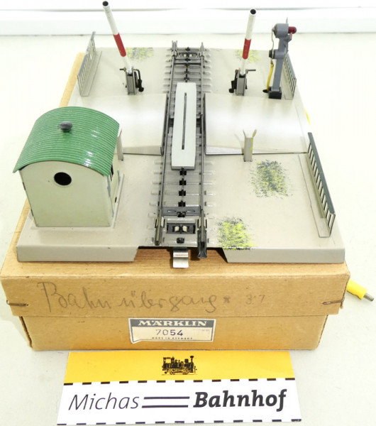 Märklin 7054 Bahnübergang M-Gleis HO 1:87 OVP KC2 a
