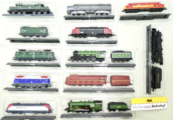 12 Lokomotiven N 1:160 Standmodell Atlas GC4 µ