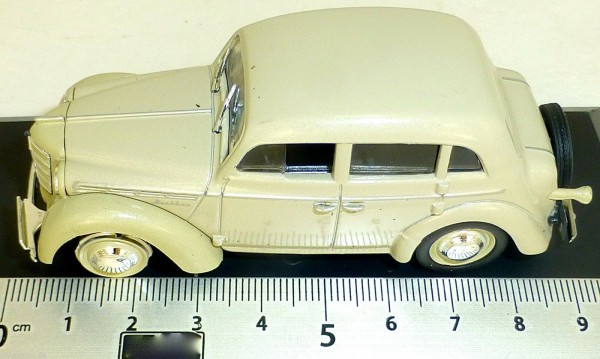 Moskvitch 400 PKW beige NEU 020 1:43 µ *