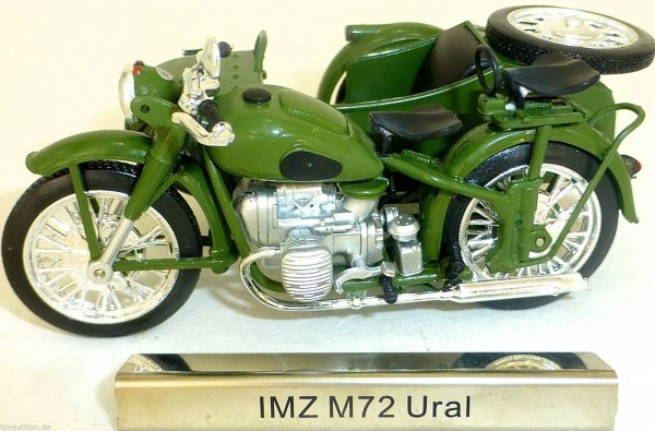 IMZ M72 Ural Motorrad Beiwagen grün DDR 1:24 ATLAS 7168121 NEU OVP LA3 µ *