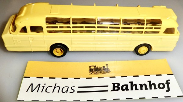 Ikarus 55 Bus gelb SES IMU 1:87 H0 UJ2 å