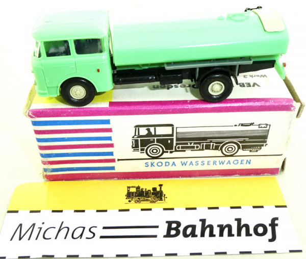 Mini Car Skoda Wasserwagen grün DDR H0 1/87 #E HN3 å