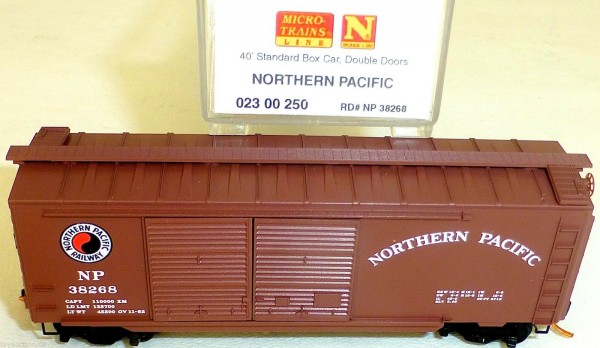 Northern Pacific 40 Standard Box Car Micro Trains 023 00 250 N 1:160 OVP HS3 å