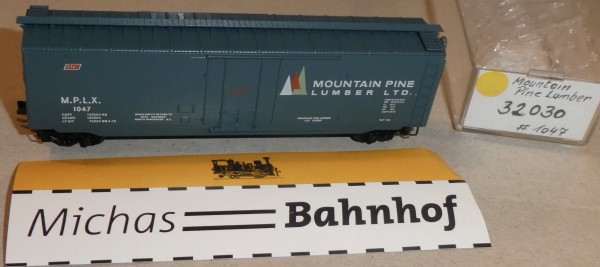 Mountain Pine Lumber 1047 50&#039; St Box Car Micro Trains Line 32030 1:160 ø19 å