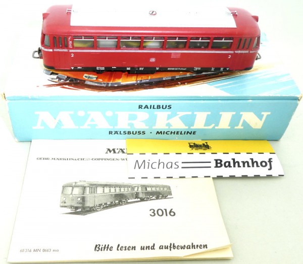 Märklin 3016 VT 95 Schienenbus Dieseltriebwagen OVP 1:87 H0 KA2 å