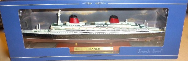 France Schiffsmodell ATLAS French Lines neu in Box 1:1250 NEU OVP UI2 µ *