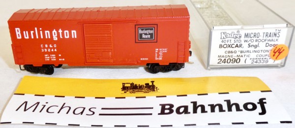 CB&amp;Q 39244 40´ Box Car Single Door Micro Trains Line 24090 N 1:160 J44 å