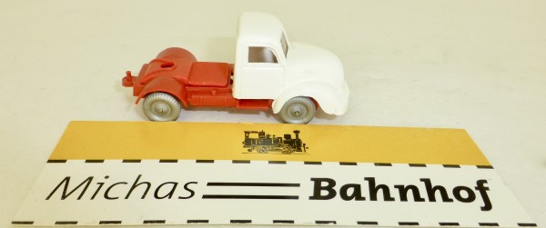 Rundhauber Magirus LKW Zugmaschine weiß rot IMU Replika Serie 1:87 #KA4-37 å