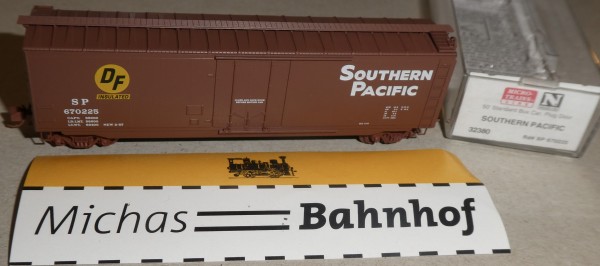 Southern Pacific SP 670225 50&#039; St Box Car Micro Trains Line 32380 1:160 OVP ø49 å