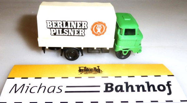 minicar / SES W50 Berliner Pilsner Pritsche Plane LKW grün H0 1:87 HN3 å